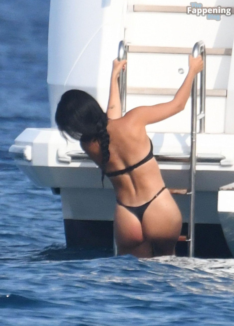 Джорджина родригес попа