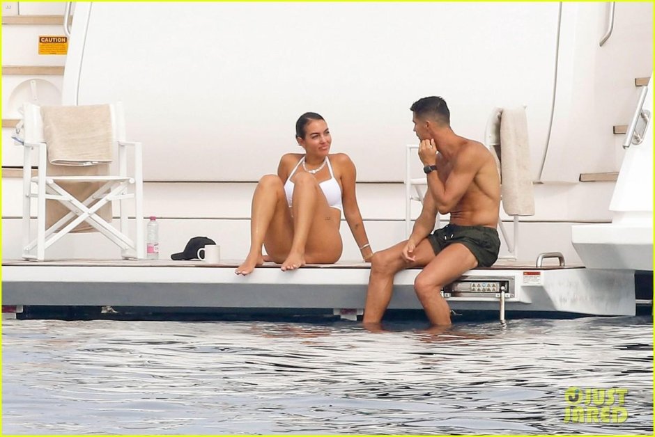 Роналду с джорджиной