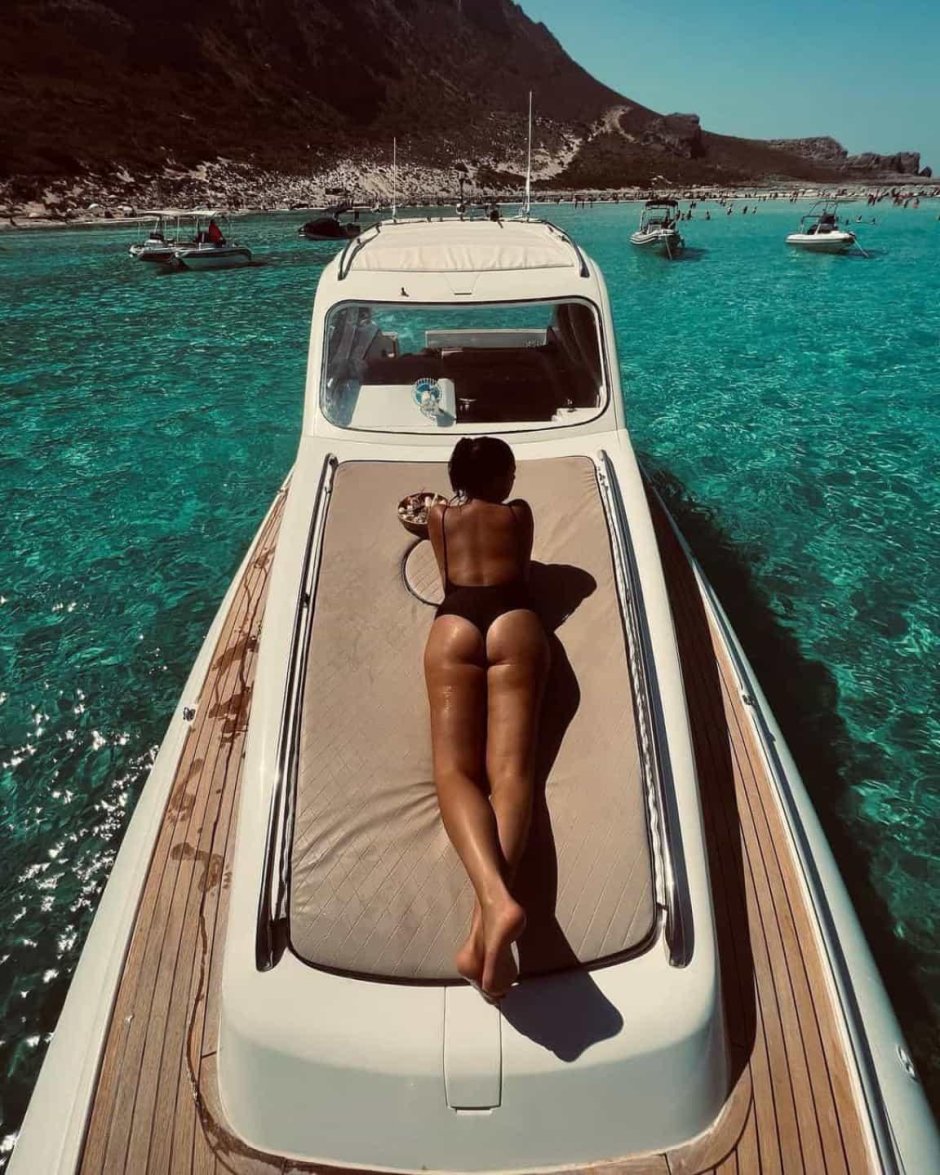 Девушка пляж