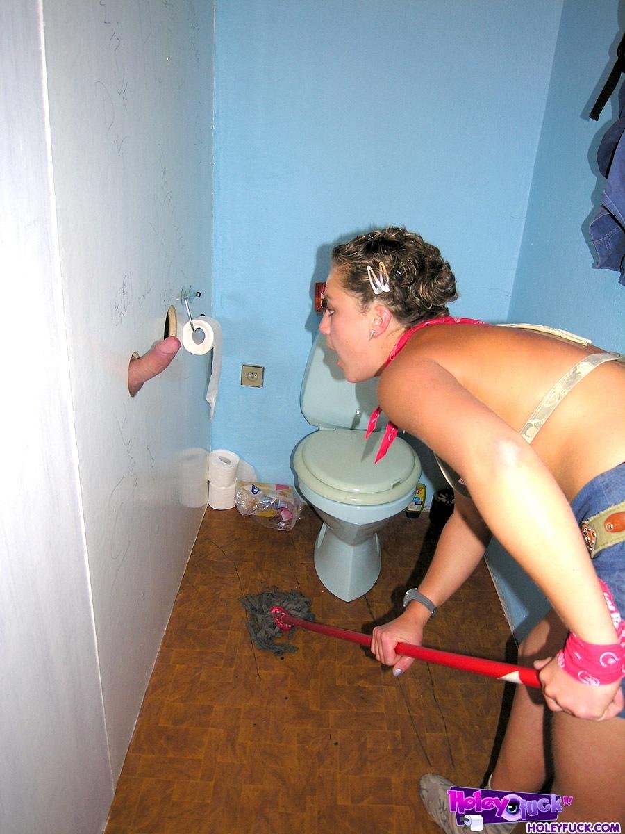 Туалет порно