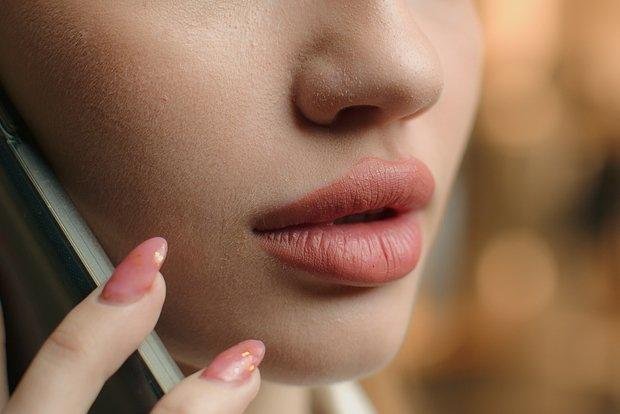 Пухлые губы