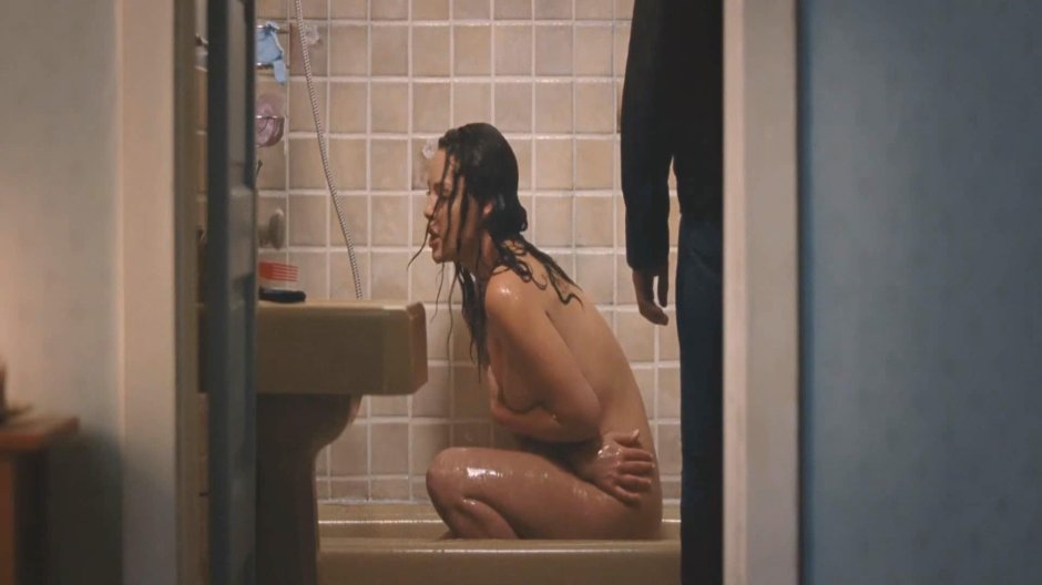 Очень опасная штучка () голая