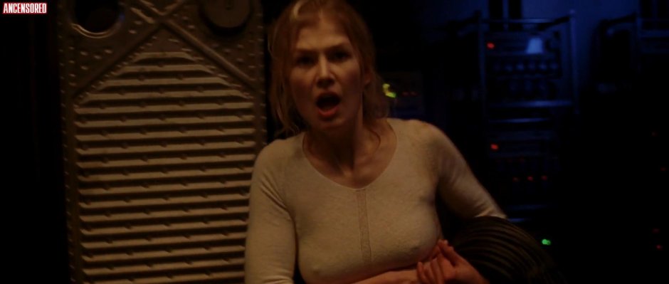 Розамунд пайк дум