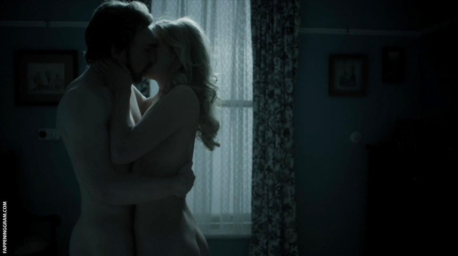 Голая розамунд пайк