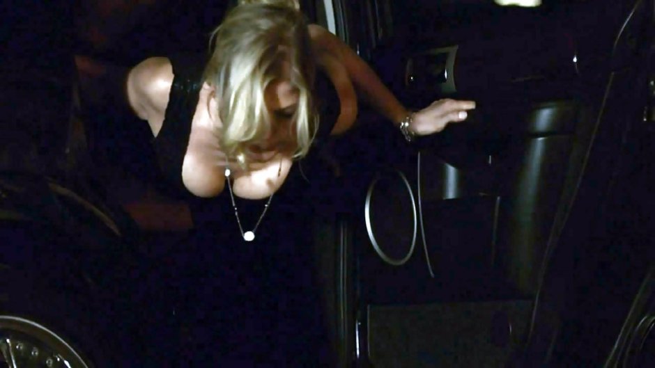 Памелла андерсон декольте