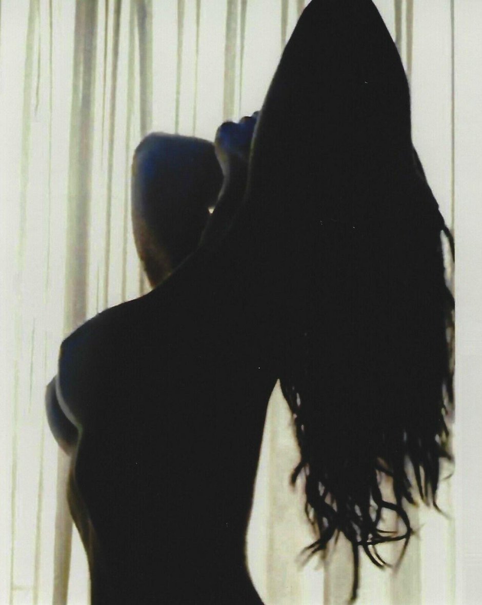 Силуэт девушек