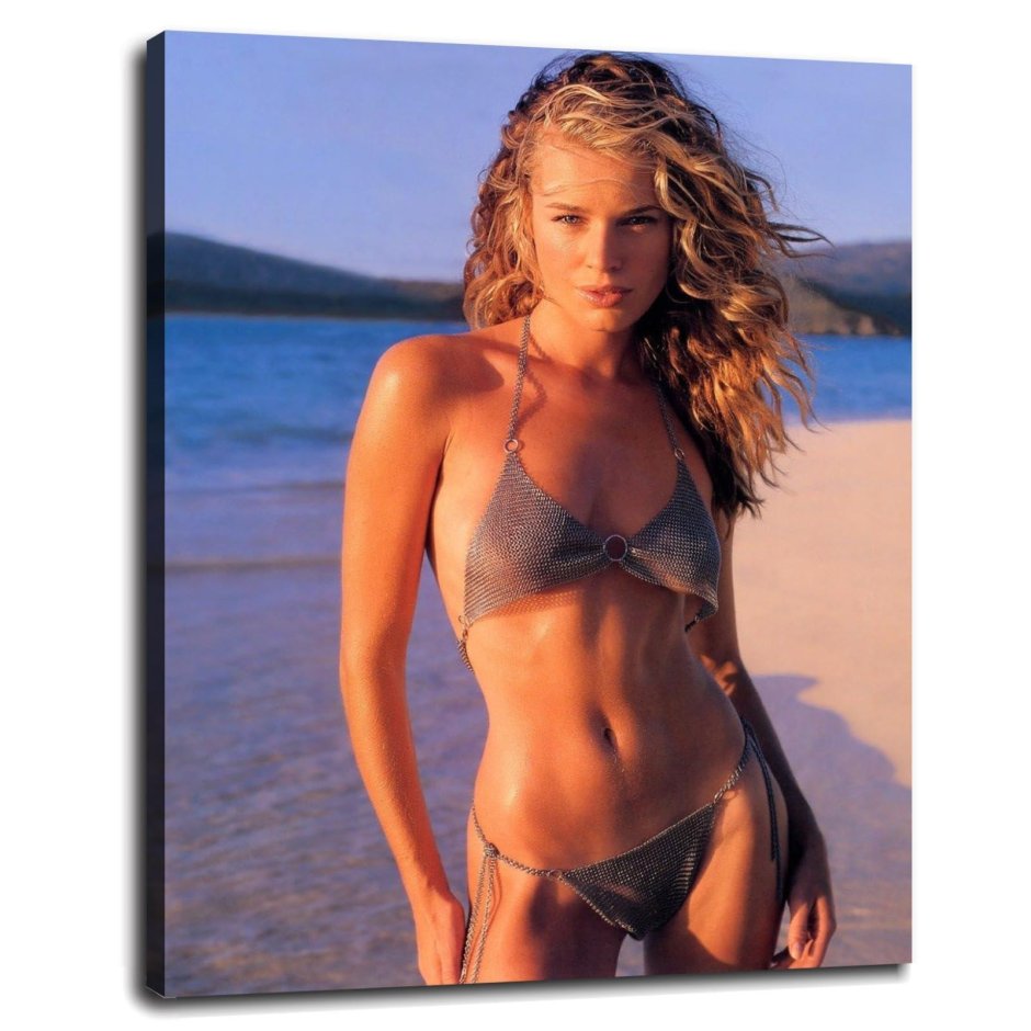 Ребекка ромейн в купальнике