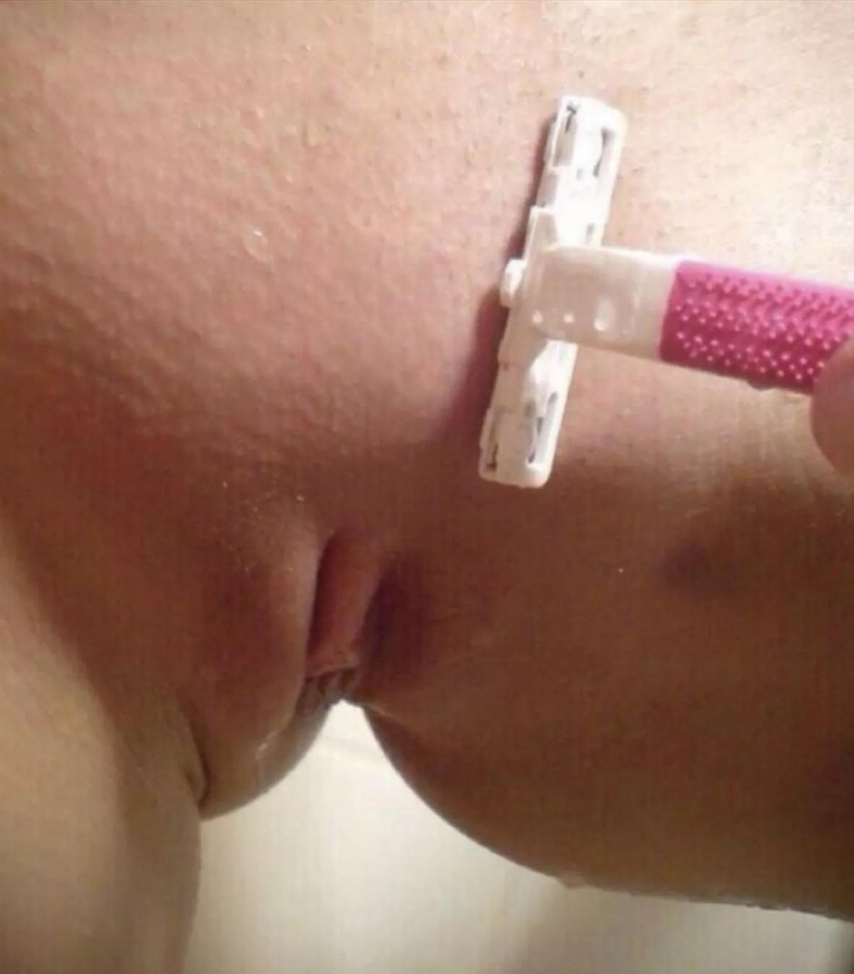 Интимное бритье женское