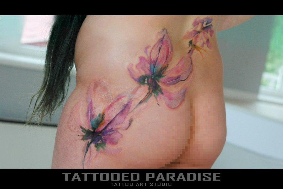 Тату цветка