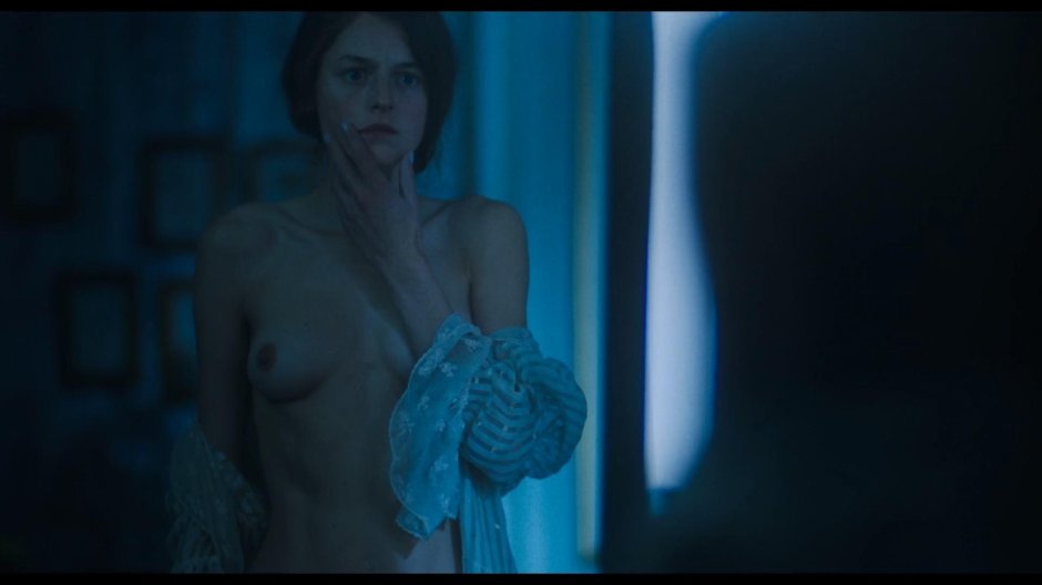 Эротическая сцена