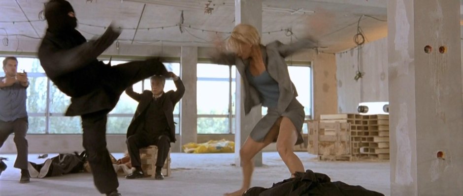 Эмма сьоберг такси 2 драка