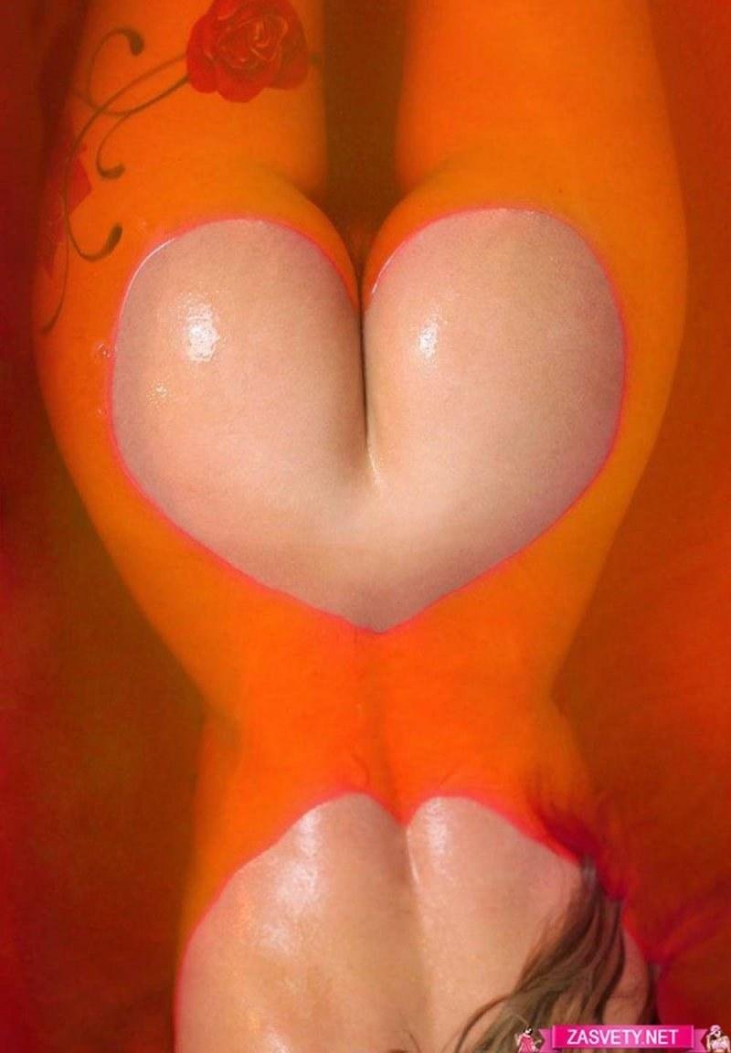 Попка сердечко