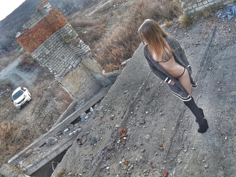 Голые девки владивосток