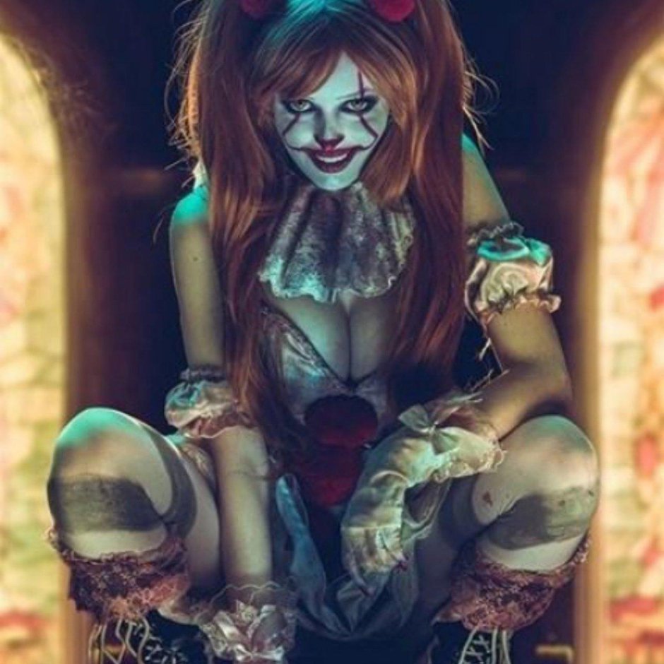 Харли квинн клоун