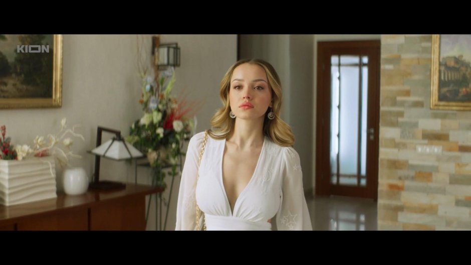 Жизнь по вызову сериал 2022 василина юсковец