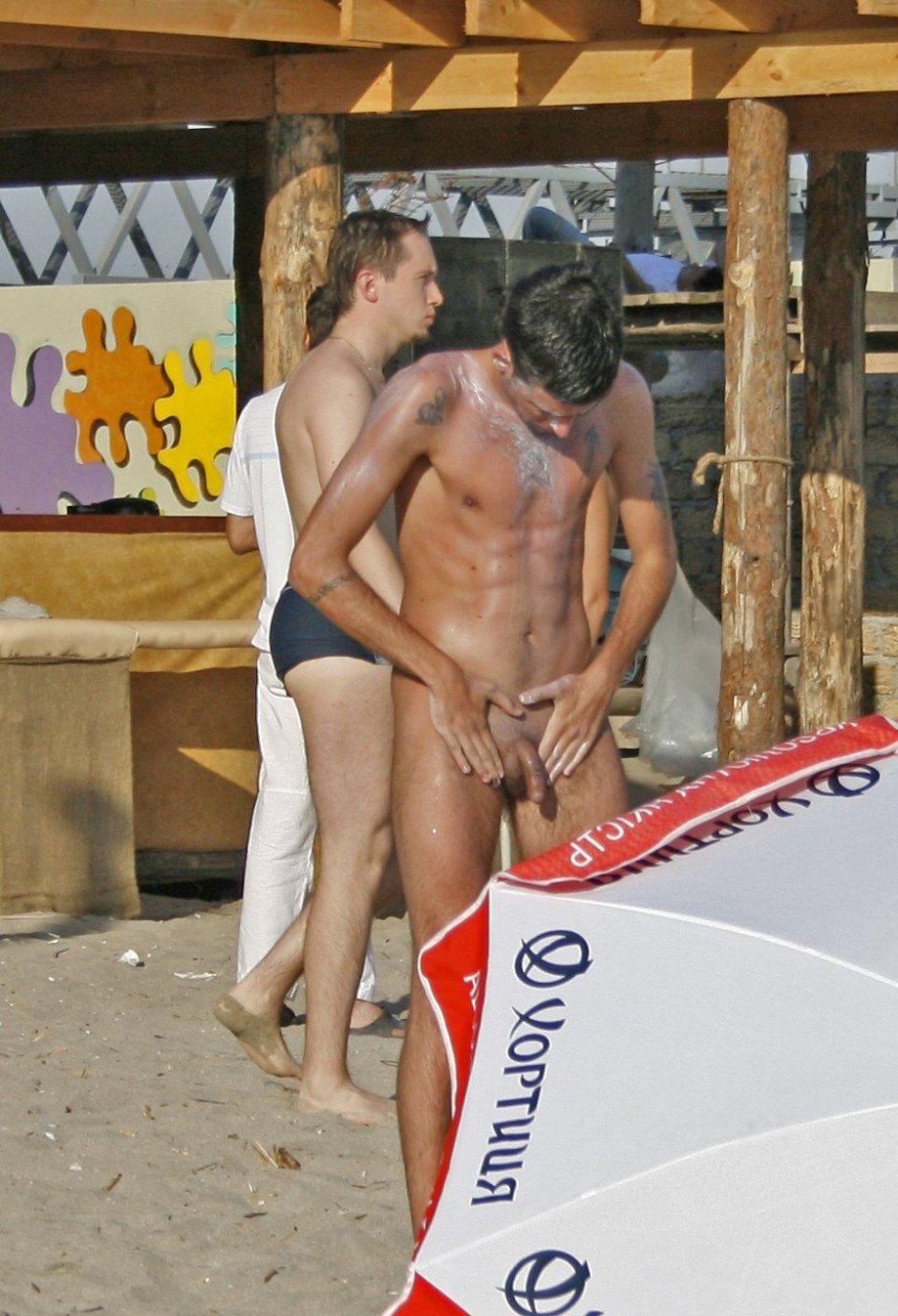 Знаменитые мужчины-нудисты