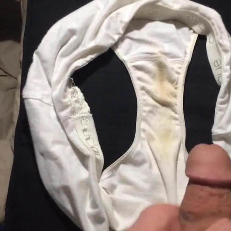 Грязное нижнее белье женское