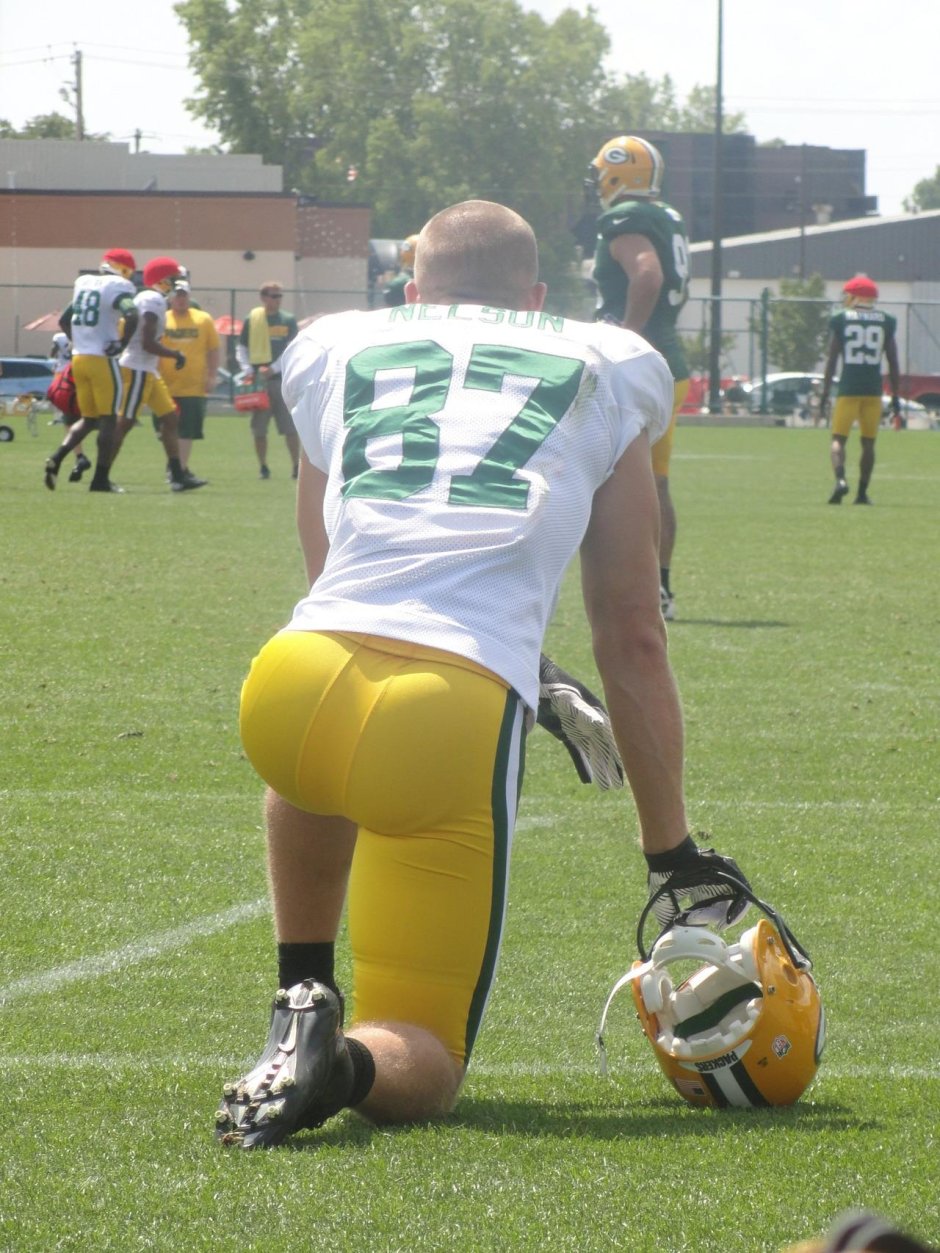 Большие попы американских футболистов