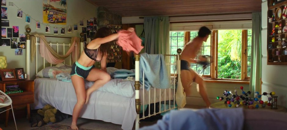 Джоуи кинг голая в фильме