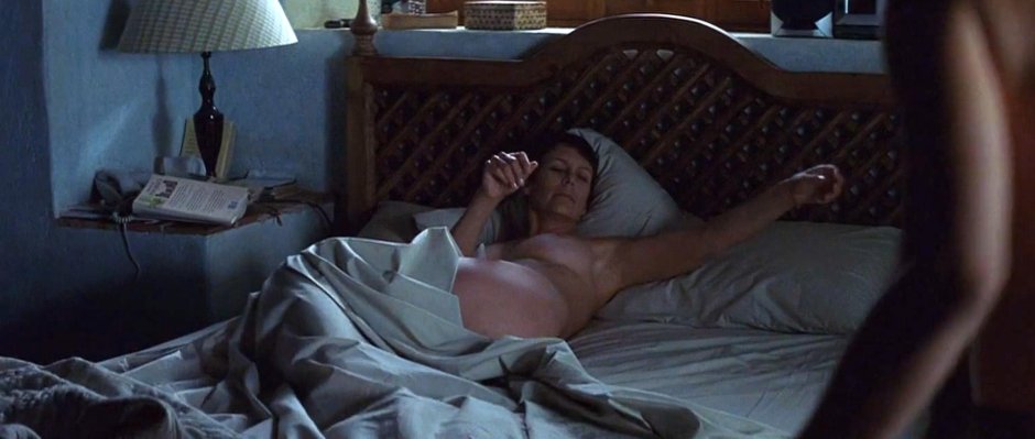 Джейми ли кёртис сиськи