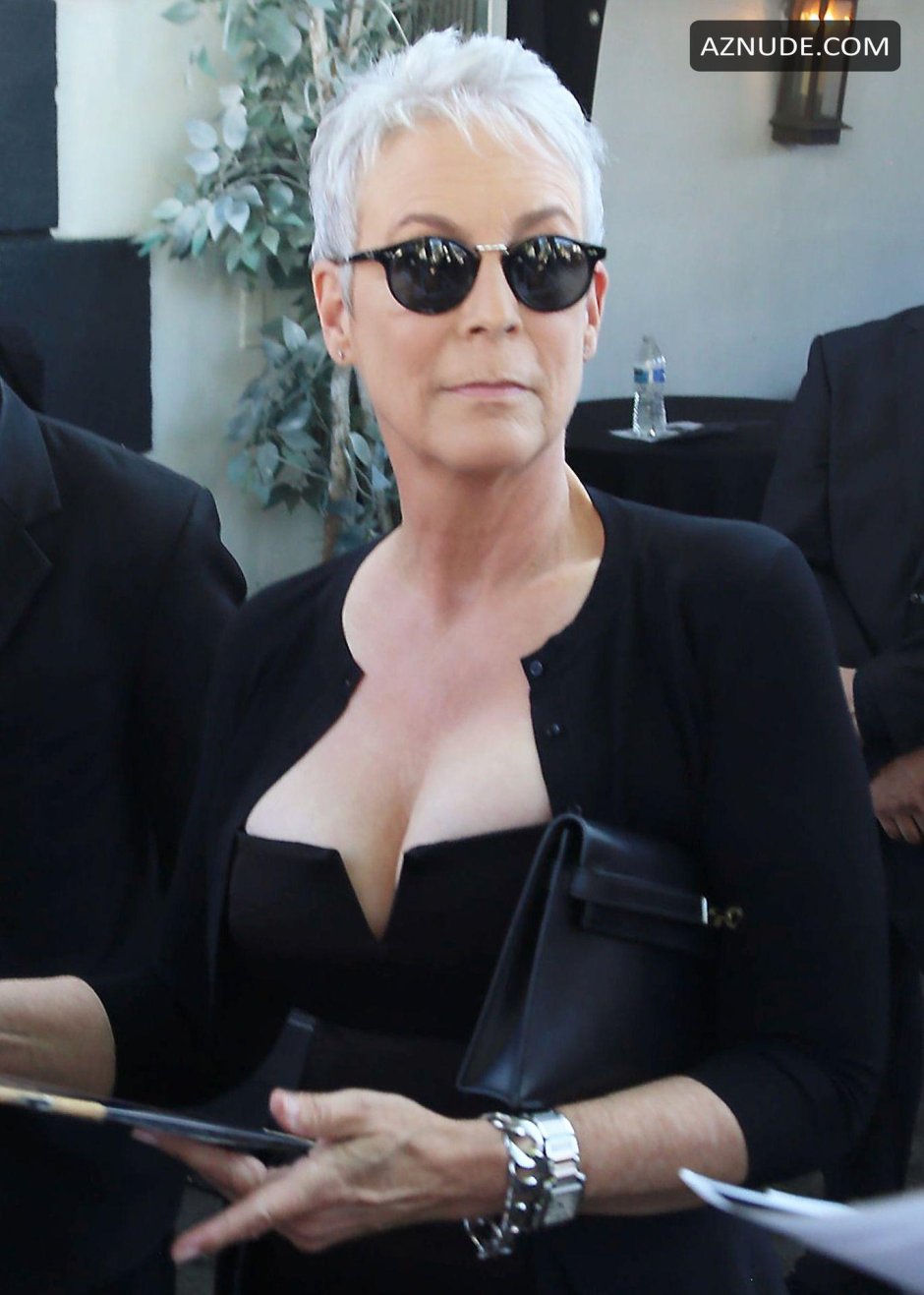 Jamie lee curtis paparazzi