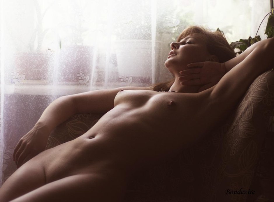 Утренняя фотосессия ню