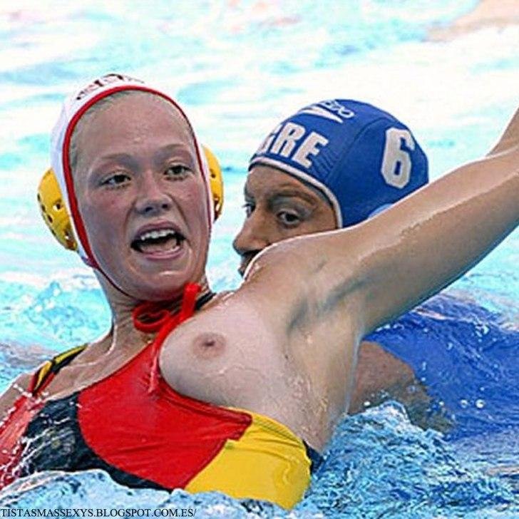 Женское водное поло казусы