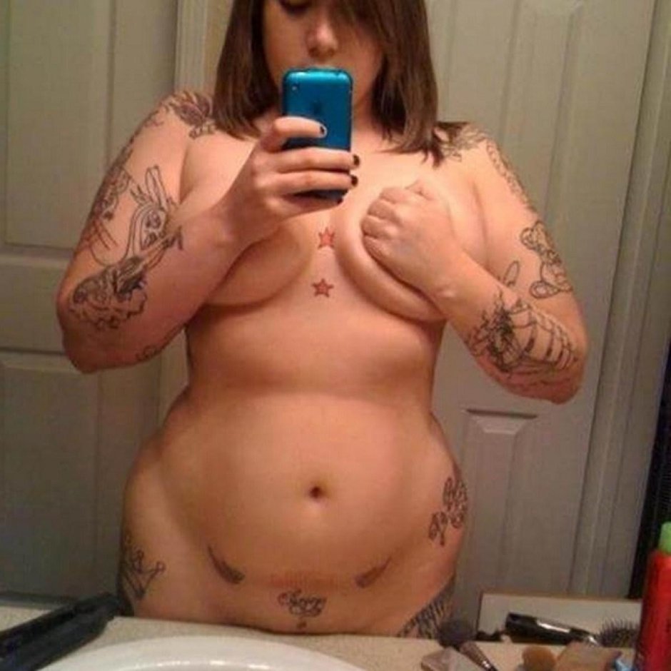 Толстые девушки селфи ню