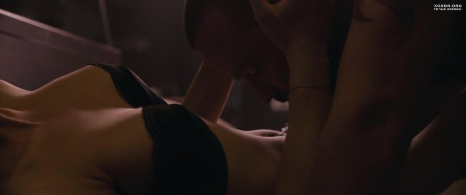 Эротическая сцена