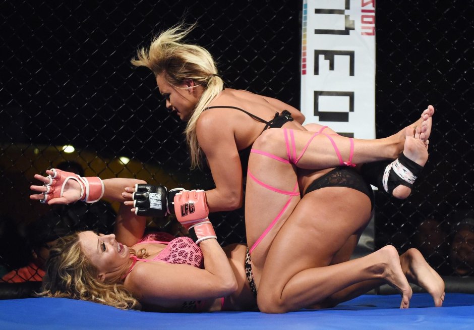 Женский бой