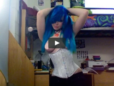 Девушки с синими волосами эро