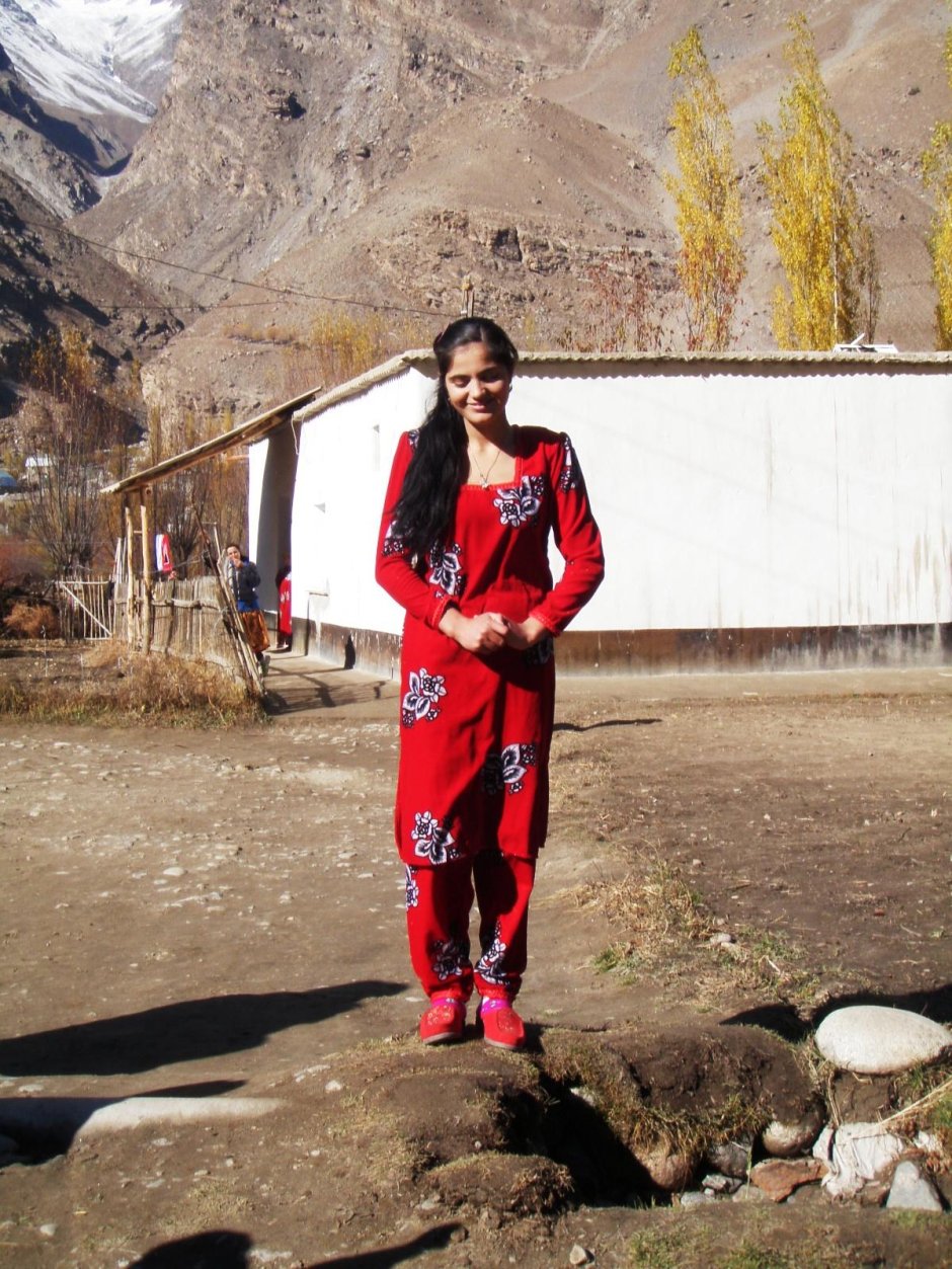 Национальная одежда таджикистана чакан