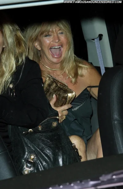 Голди хоун в молодости nude