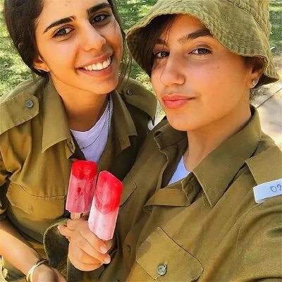 Еврейские девушки в армии израиля