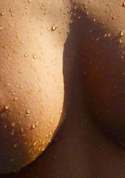 Женские соски крупным планом