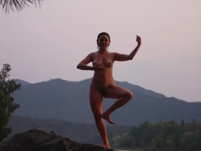 Голышом в горном алтае