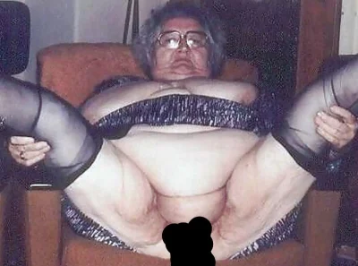 Толстые волосатые старушки