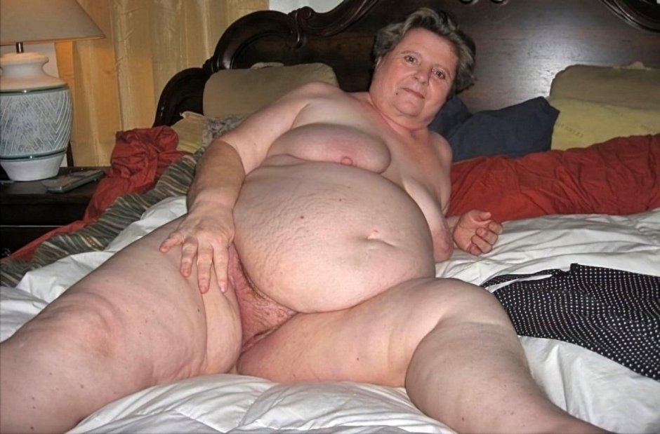 Очень старые голые старухи