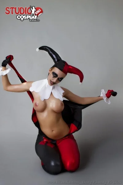 Эро косплей харли квин