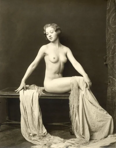 Голые женщины 19 го века