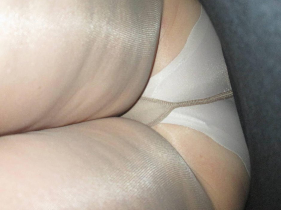 Под юбкой японки