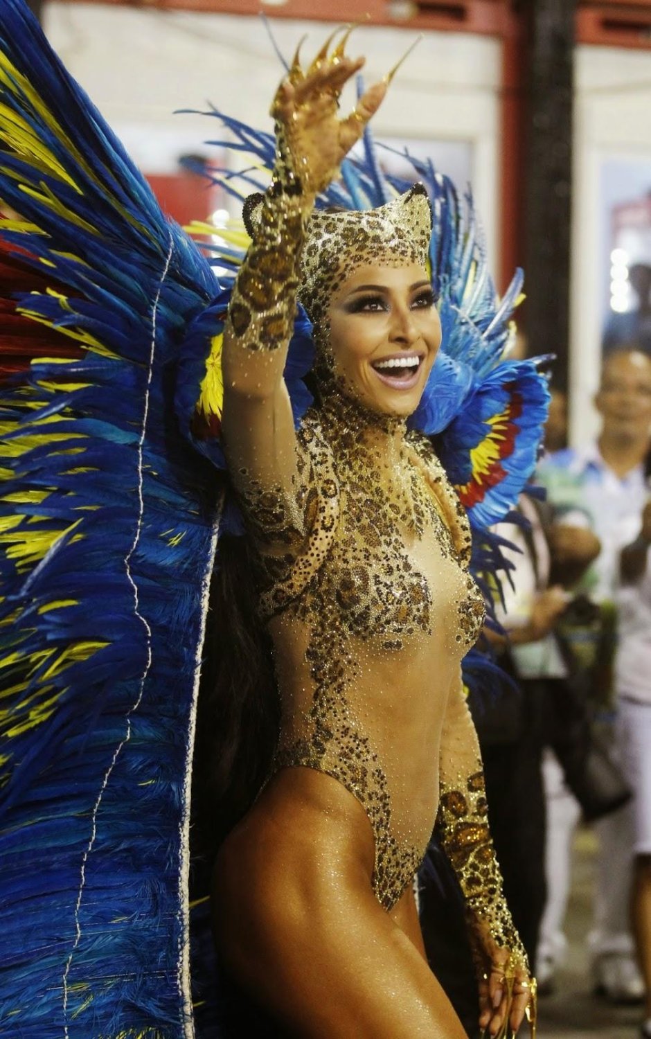 Андреа мартинс бразилия карнавал ню
