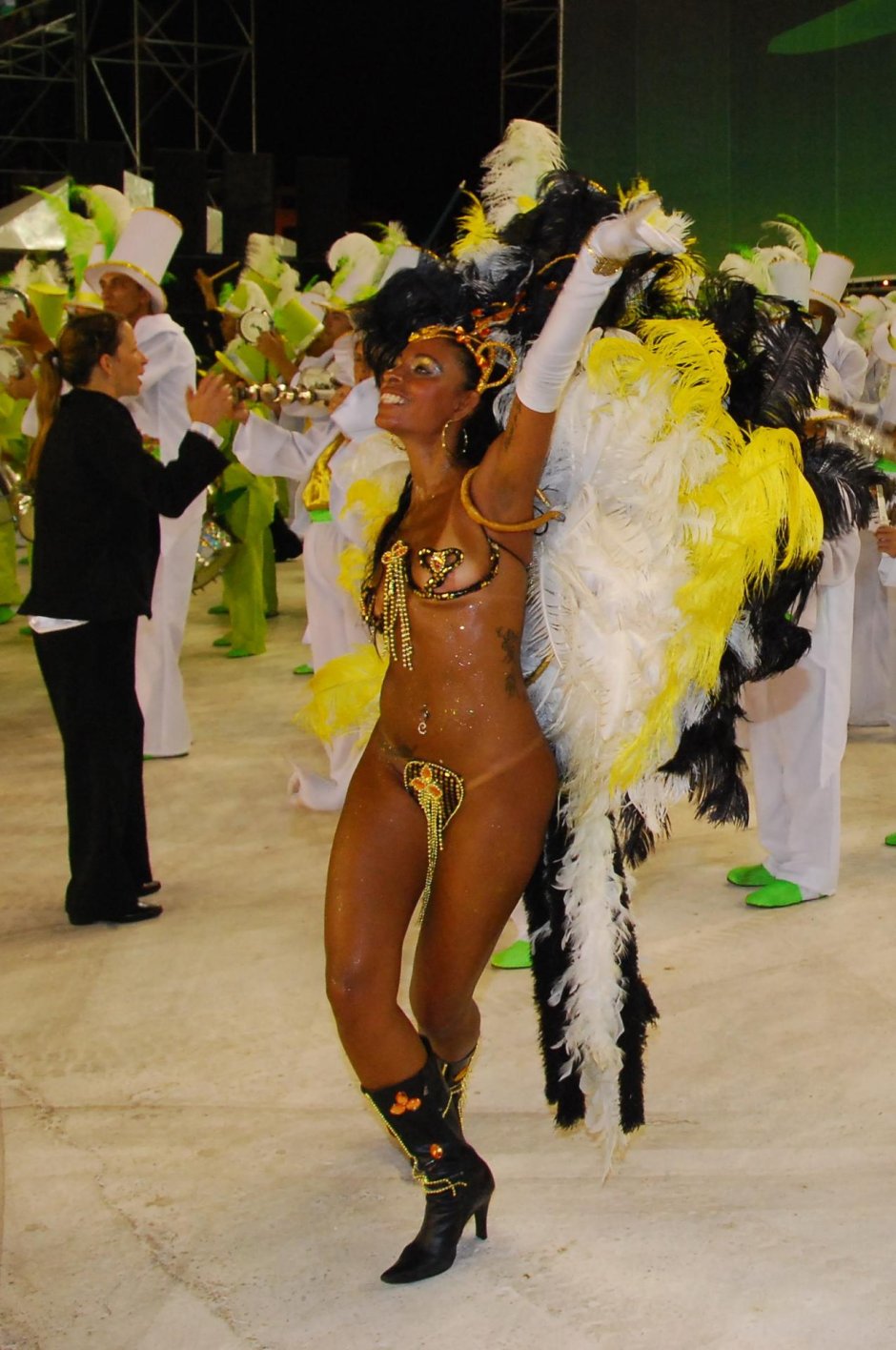 Карнавал рио бразильянки