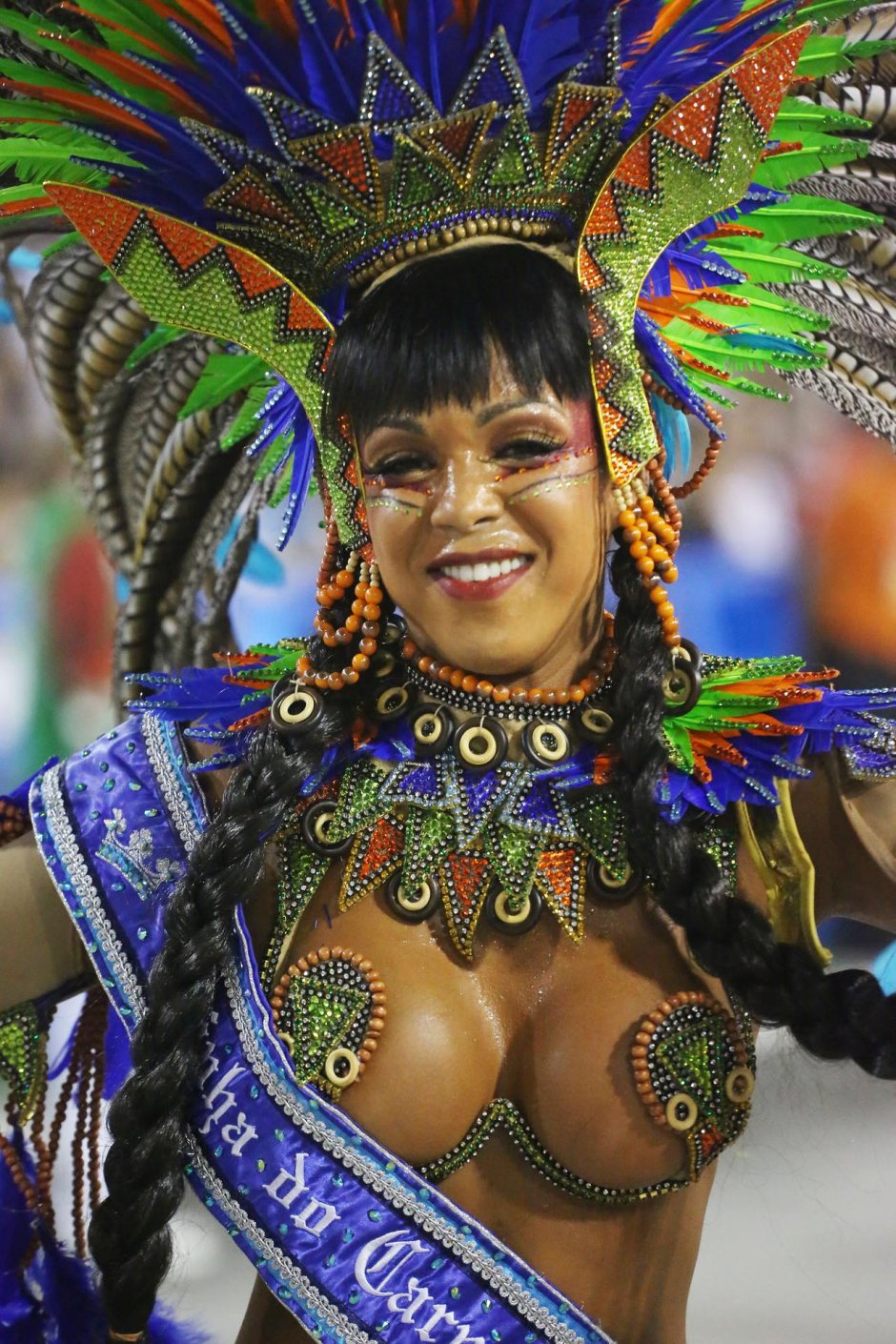 Карнавал в рио-де-жанейро сиськи