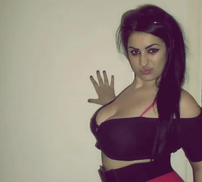 Девушка и женщина