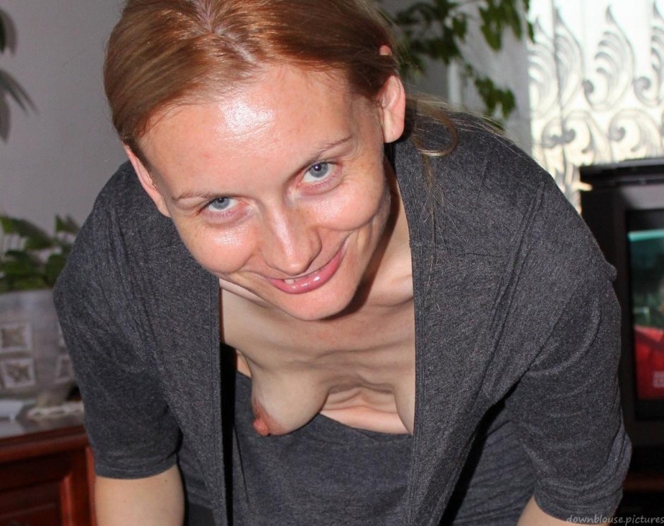 Downblouse старушка