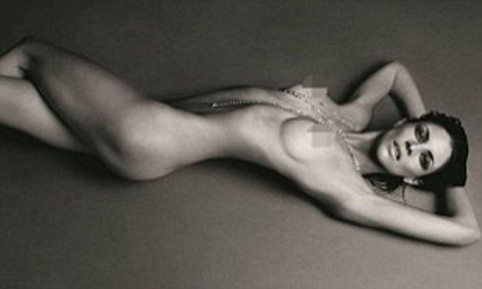 Кара делевинь ню