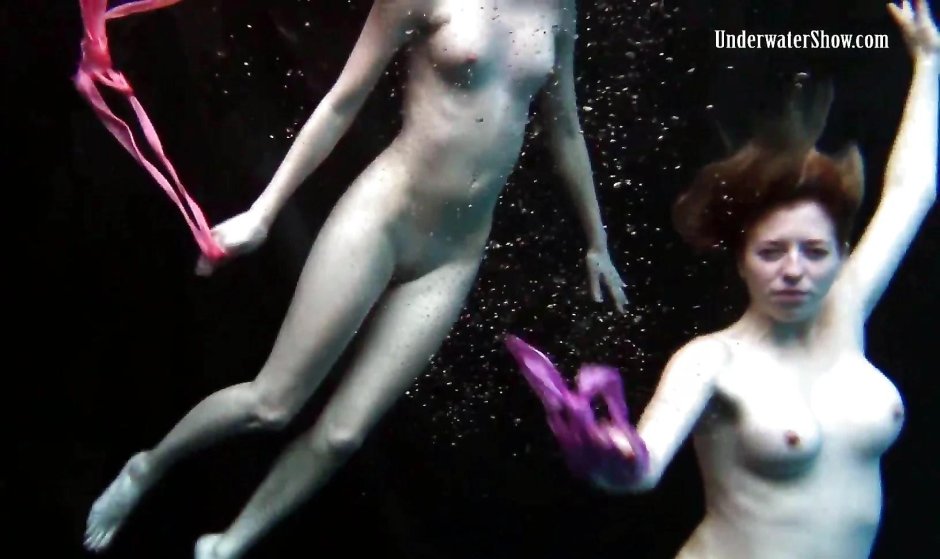 Подводные съёмки девушек