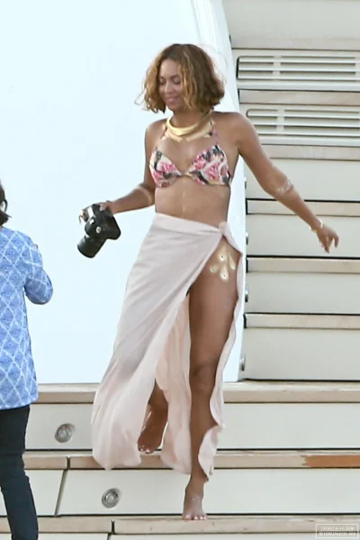 Бейонсе ноулз ноги