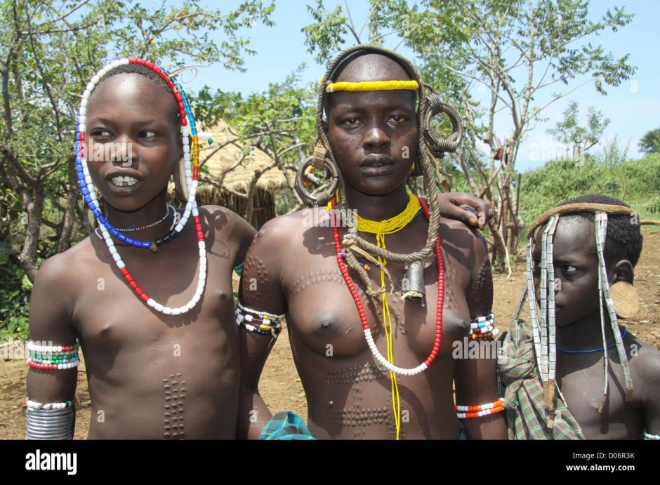 Дикие африканские племена женщины